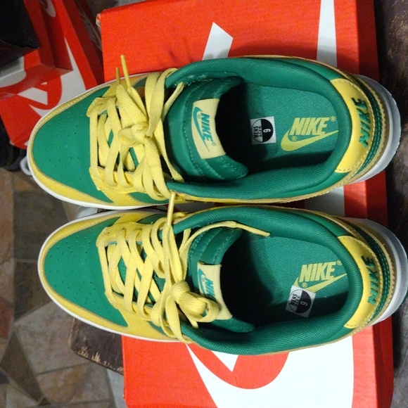 New Nike Dunk Brazilian size 9m - Picture 4 of 7